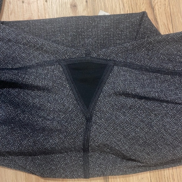 Lululemon Leggings Grey Size 4 - Picture 6 of 7